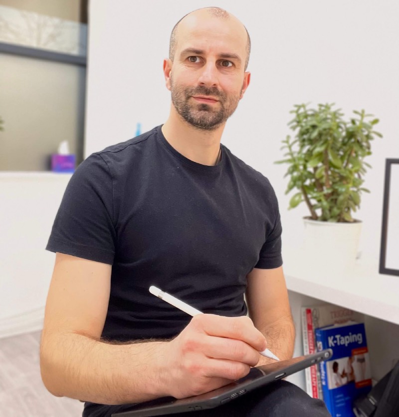 Massage Treatments in Milton Keynes Chroinc pain specialist